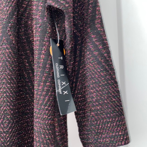 Trixxi Formal Dress - Picture 4 of 4